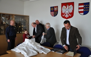 Wręczenie nagr&oacute;d w XVII edycji Og&oacute;lnopolskiego Konkursu Plastycznego dla Dzieci i Młodzieży 