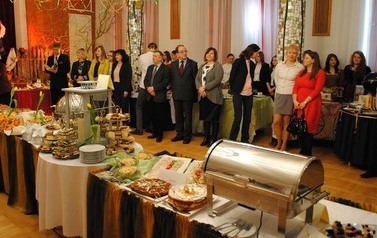 &bdquo;Uroda stołu&rdquo; &ndash; stoły regionalne.