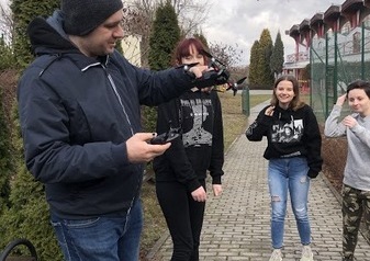 5. Uczymy drona latać