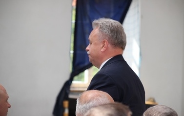 Ab 087