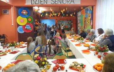 Kolejne spotkanie z cyklu &bdquo;Senior-junior dwa bratanki do zabawy, pogadanki&rdquo;