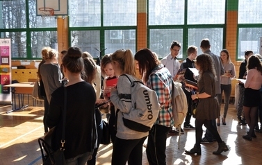 IX Powiatowe Targi Edukacyjne w II LO im. Tadeusza Kościuszki w Sandomierzu