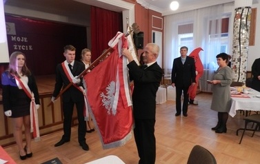 Obchody Dni  Honorowego  Dawcy Krwi  PCK  w  Zespole  Szk&oacute;ł Gastronomicznych  i  Hotelarskich  im. K.E.N. w Sandomierzu