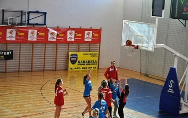 Międzyszkolny Turniej Piłki Koszykowej Dziewcząt o Puchar Starosty Sandomierskiego