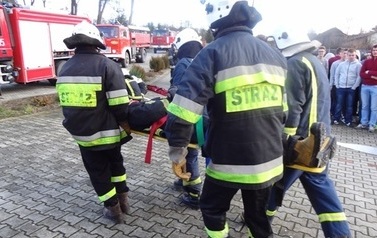 Ćwiczenia z organizacji i ewakułacji na wypadek pożaru przeprowadzono w Zespole Szk&oacute;ł Ponadgimnazjalnych w Klimontowie