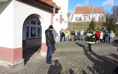 Ćwiczenia z organizacji i ewakułacji na wypadek pożaru przeprowadzono w Zespole Szk&oacute;ł Ponadgimnazjalnych w Klimontowie