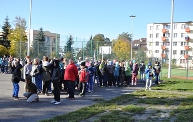 Praktyczne ćwiczenia z ewakuacji na wypadek pożaru lub innego zagrożenia odbyły się w II LO im. Tadeusza Kościuszki w Sandomierzu