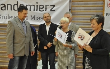 XXV Mistrzostwa Polski Pracownik&oacute;w Oświaty w Tenisie Stołowym oraz XIV Drużynowe Mistrzostwa organizowane w Sandomierzu