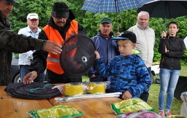 Zawody wędkarskie z okazji Dnia Dziecka w Szymanowicach