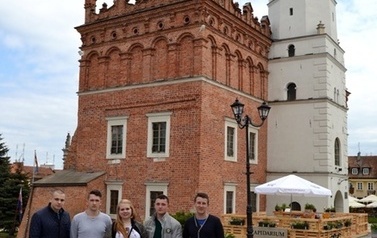 Studenci z Ukrainy na praktyce w Zespole Szk&oacute;ł Gastronomicznychi Hotelarskich im. KEN w Sandomierzu