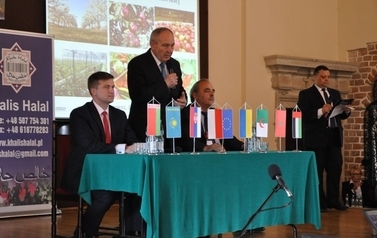 Konferencja pn.  &bdquo;Potencjał eksportowy producent&oacute;w owoc&oacute;w i warzyw Ziemi Sandomierskiej&rdquo;