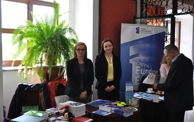 Konferencja pn.  &bdquo;Potencjał eksportowy producent&oacute;w owoc&oacute;w i warzyw Ziemi Sandomierskiej&rdquo;