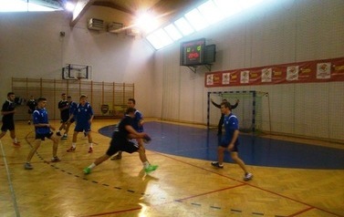 Powiatowy międzyszkolny turniej piłki ręcznej pod patronatem Starosty Sandomierskiego